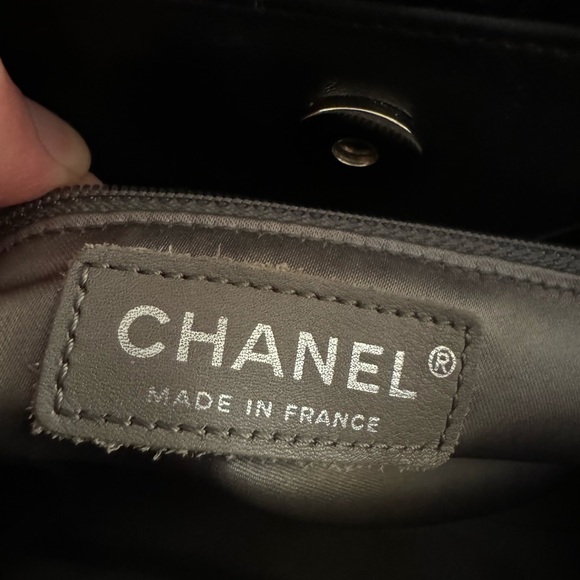 CHANEL Matelasse Coco Mark Double Chain Shoulder
Cotton x Vinyl Black Silver - Picture 9 of 10